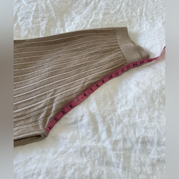 Downeast | Women’s Large | Beige Knit Pleated Wide Leg High Waisted Pants | EUC - Picture 6 of 9